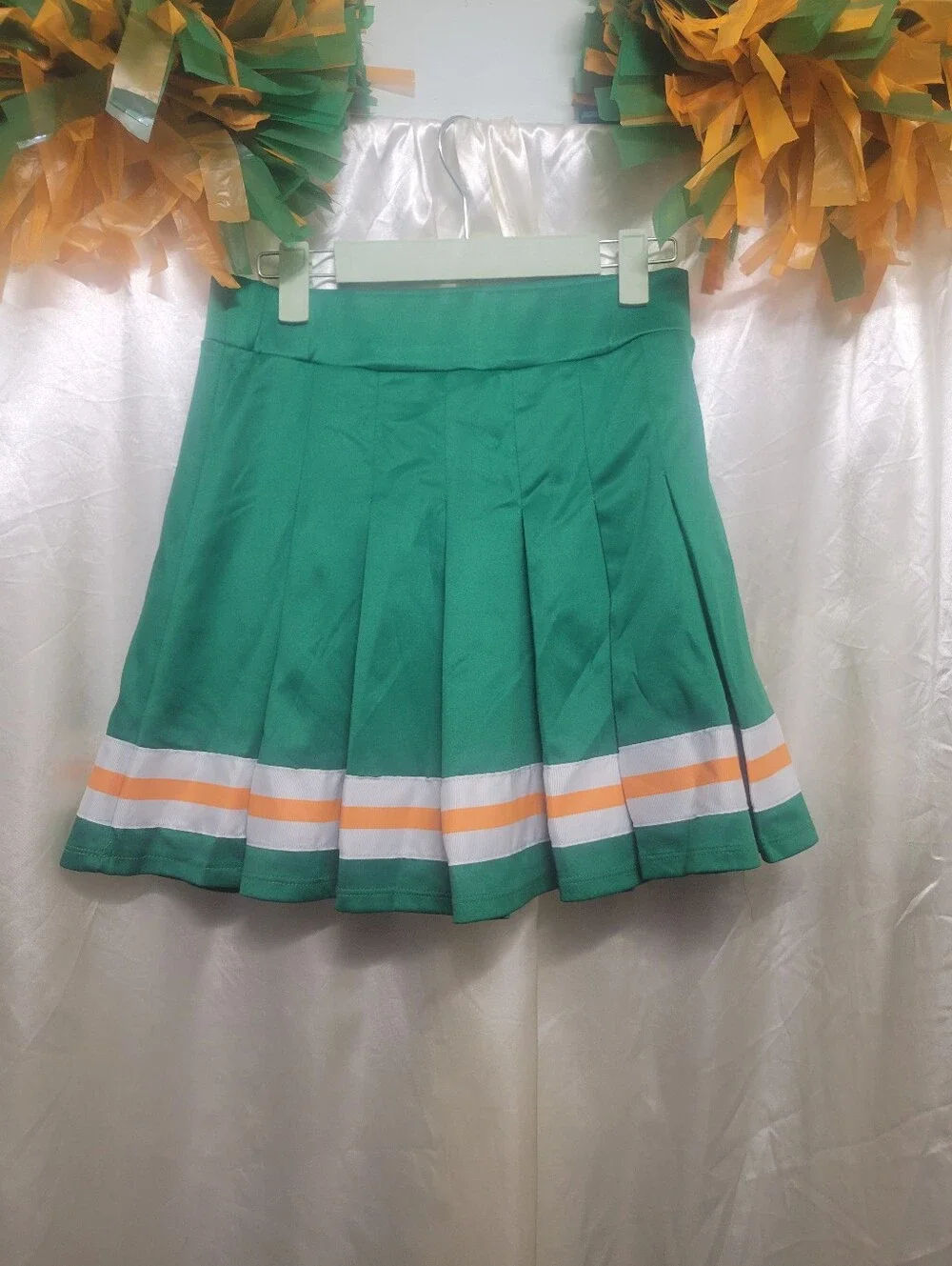 Stranger Things Costume Sz Med, Green and Orange HHS Cheerleading Uniform Set